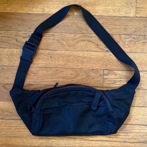 Lululemon Belt Bag Fanny Pack Crossbody Black